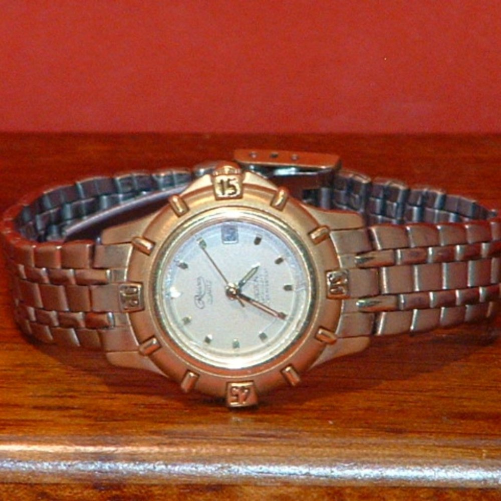 Croton Reliance Date Analog Watch